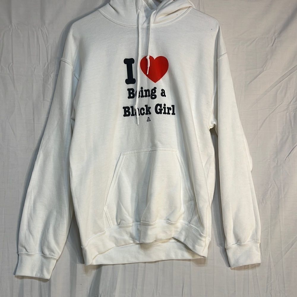 Hoodie long sleeve “ I‎ love being a black girl” white sweater size medium